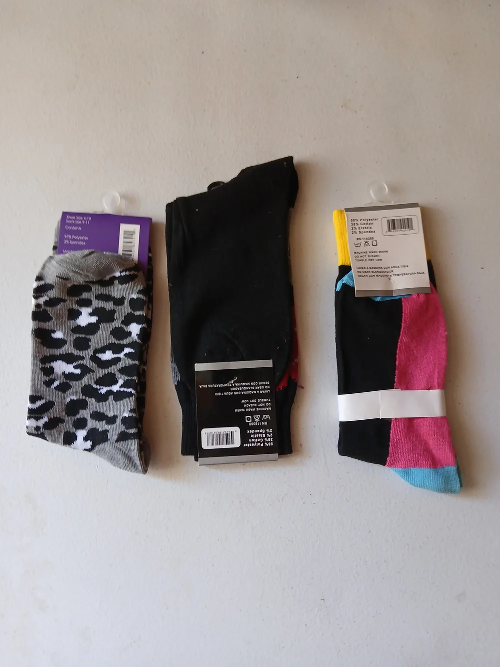 Focus Men's Argyle Dress Socks - Black, Gray & Red ( Bag B )